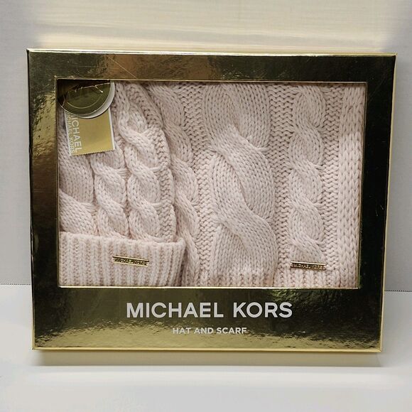 MICHAEL KORS Blush Pink Cozy Knit Hat and Scarf Set One Size - Picture 1 of 13